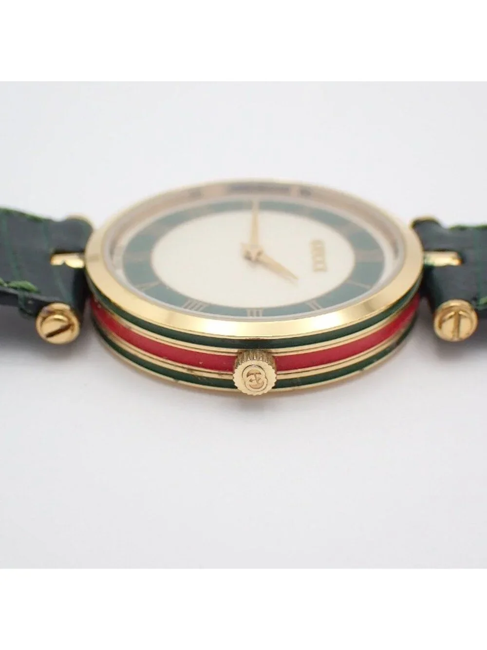 Gucci Round Watch Gold